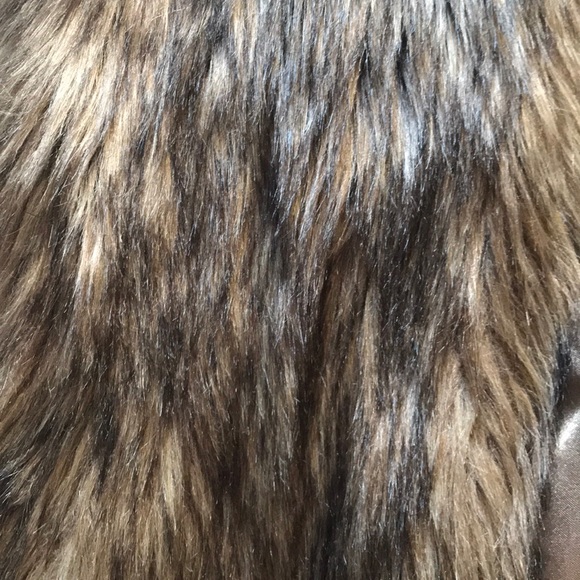 Fur vest - Picture 6 of 6